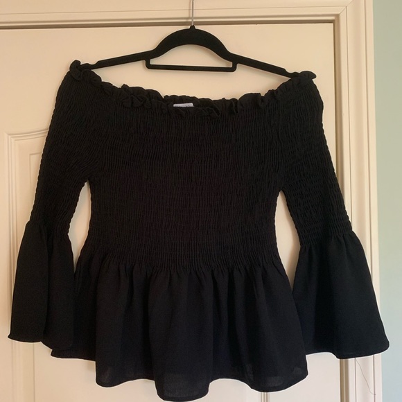 black flare top